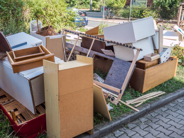 Best Yard Cleanup Services  in New California, OH